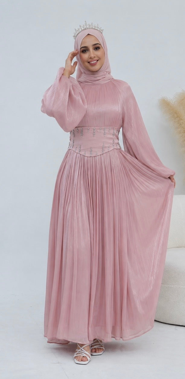 Elegent Pleated Dress with Corset Belt and Voluminous Bishop Sleeves